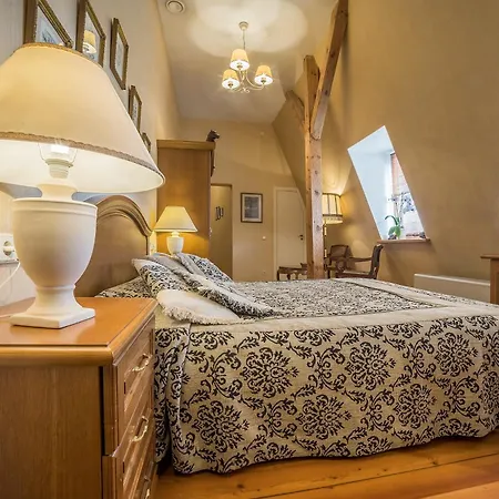 Shakespeare Boutique Hotell 4*