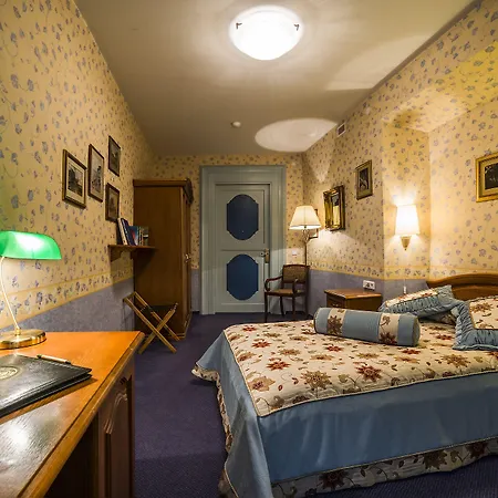 Shakespeare Boutique Hotell 4*