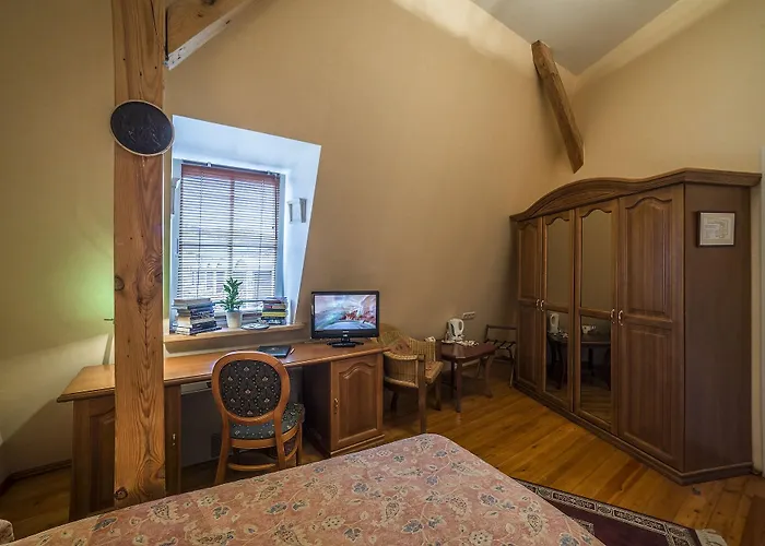 Shakespeare Boutique 4*