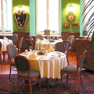 Shakespeare Boutique