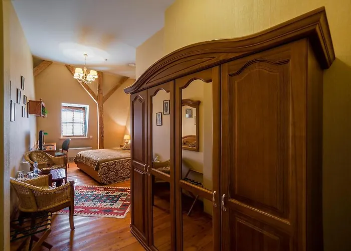 Shakespeare Boutique