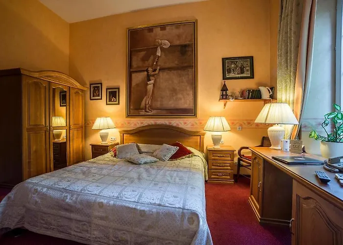 Shakespeare Boutique 4*