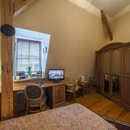 Shakespeare Boutique 4*