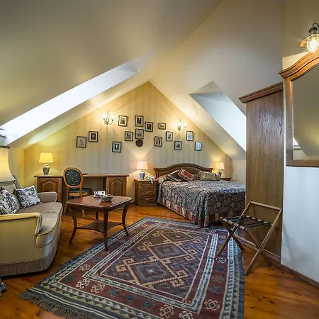 Shakespeare Boutique Hotel 4*