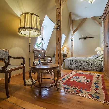 Shakespeare Boutique Hotel 4*