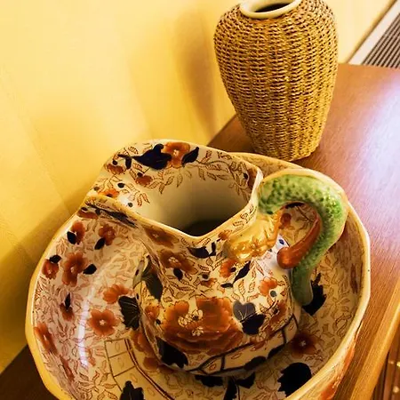 Shakespeare Boutique 4* VNO