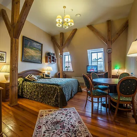 Shakespeare Boutique