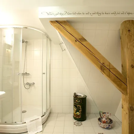Shakespeare Boutique 4* Vilna