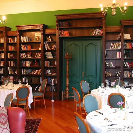 Shakespeare Boutique 4*